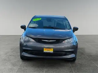 Chrysler Voyager 2023 LX 4dr Mini-Van