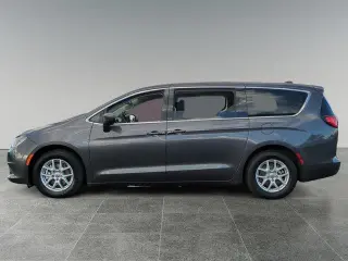 Chrysler Voyager 2023 LX 4dr Mini-Van