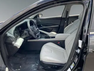 Hyundai ELANTRA 2025 Limited 4dr Sedan