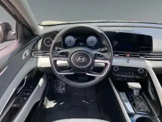 Hyundai ELANTRA 2025 Limited 4dr Sedan
