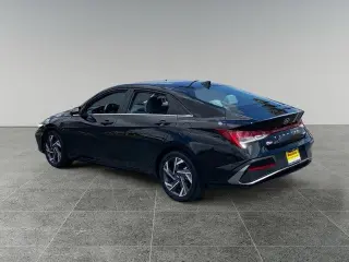 Hyundai ELANTRA 2025 Limited 4dr Sedan