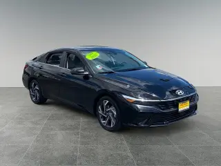 Hyundai ELANTRA 2025 Limited 4dr Sedan