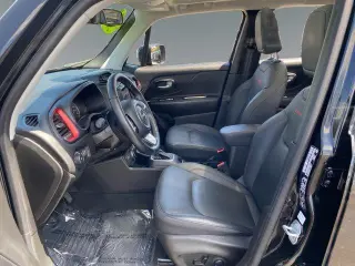 Jeep Renegade 2023 4x4 Trailhawk 4dr SUV