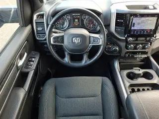 Ram 1500 2019 4x4 Big Horn 4dr Crew Cab 6.4 ft. SB Pickup