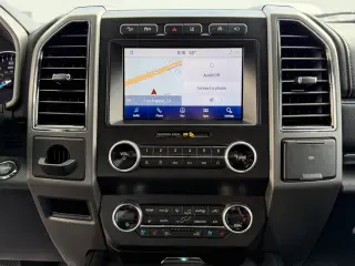 Ford Expedition 2021 4x4 XLT 4dr SUV