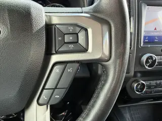 Ford Expedition 2021 4x4 XLT 4dr SUV