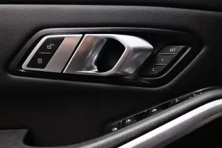 BMW 3 Series 2019 330i 4dr Sedan