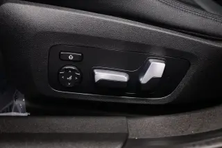 BMW 3 Series 2019 330i 4dr Sedan