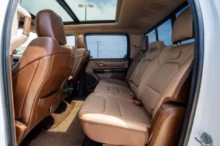 Ram 1500 2019 4x2 Laramie Longhorn 4dr Crew Cab 5.6 ft. SB Pickup