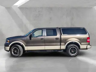 Ford F-150 2007 XLT 4dr SuperCrew 4WD Styleside 5.5 ft. SB
