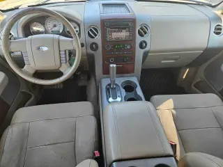 Ford F-150 2007 XLT 4dr SuperCrew 4WD Styleside 5.5 ft. SB