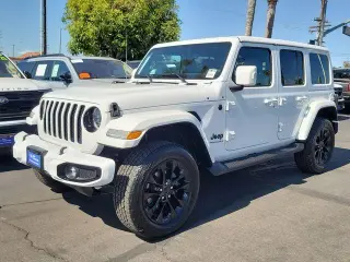 Jeep Wrangler 2023 4x4 Sahara 4dr SUV