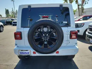 Jeep Wrangler 2023 4x4 Sahara 4dr SUV