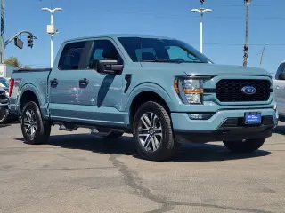 Ford F-150 2023 4x4 XL 4dr SuperCrew 5.5 ft. SB
