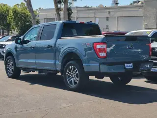 Ford F-150 2023 4x4 XL 4dr SuperCrew 5.5 ft. SB