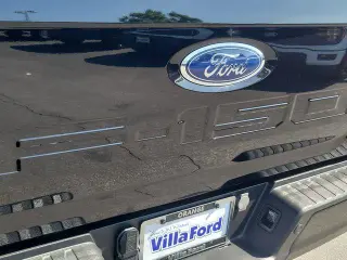 Ford F-150 2023 4x2 XL 4dr SuperCrew 5.5 ft. SB