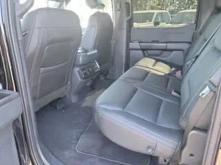 Ford F-150 2023 4x2 XL 4dr SuperCrew 5.5 ft. SB
