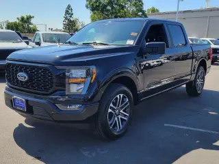 Ford F-150 2023 4x2 XL 4dr SuperCrew 5.5 ft. SB