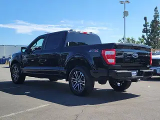 Ford F-150 2023 4x2 XL 4dr SuperCrew 5.5 ft. SB