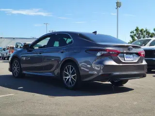 Toyota Camry Hybrid 2023 XLE 4dr Sedan