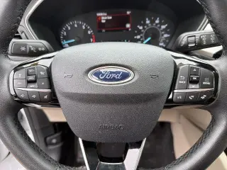 Ford Escape 2022 SE 4dr SUV