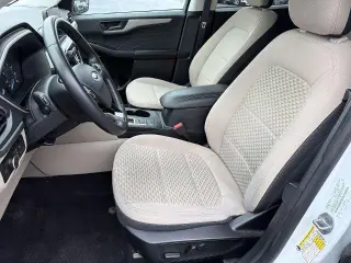 Ford Escape 2022 SE 4dr SUV