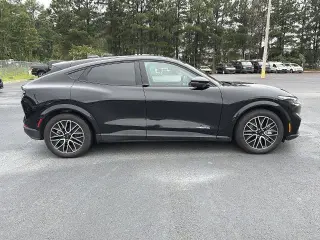 Ford Mustang Mach-E 2025 AWD Premium 4dr SUV