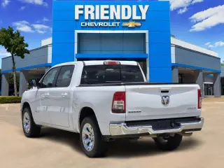 Ram 1500 2022 4x4 Big Horn 4dr Crew Cab 5.6 ft. SB Pickup