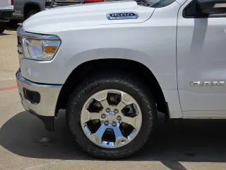 Ram 1500 2022 4x4 Big Horn 4dr Crew Cab 5.6 ft. SB Pickup