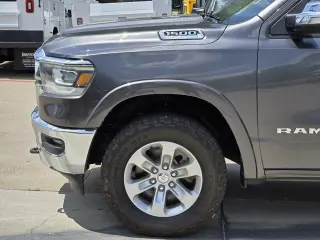 Ram 1500 2021 4x4 Laramie 4dr Crew Cab 5.6 ft. SB Pickup