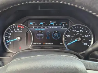 Ford F-250 Super Duty 2019 4x4 King Ranch 4dr Crew Cab 6.8 ft. SB Pickup