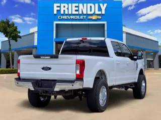 Ford F-250 Super Duty 2019 4x4 King Ranch 4dr Crew Cab 6.8 ft. SB Pickup