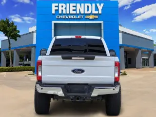 Ford F-250 Super Duty 2019 4x4 King Ranch 4dr Crew Cab 6.8 ft. SB Pickup