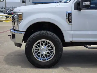 Ford F-250 Super Duty 2019 4x4 King Ranch 4dr Crew Cab 6.8 ft. SB Pickup