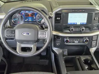 Ford F-150 2022 4x2 XL 4dr SuperCrew 5.5 ft. SB