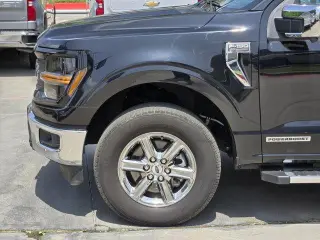 Ford F-150 2024 4x4 XLT 4dr SuperCrew 5.5 ft. SB