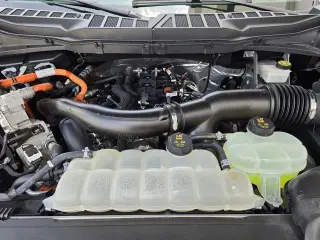 Ford F-150 2024 4x4 XLT 4dr SuperCrew 5.5 ft. SB