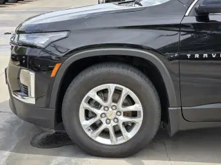 Chevrolet Traverse 2023 4x4 LS 4dr SUV w/1LS