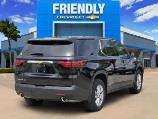 Chevrolet Traverse 2023 4x4 LS 4dr SUV w/1LS