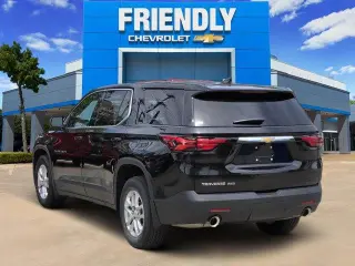 Chevrolet Traverse 2023 4x4 LS 4dr SUV w/1LS