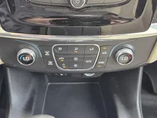 Chevrolet Traverse 2023 4x4 LS 4dr SUV w/1LS