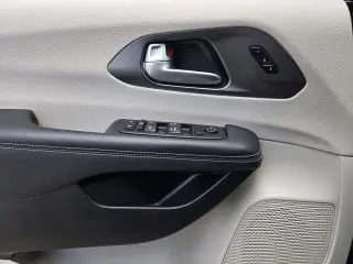 Chrysler Pacifica 2024 Touring L 4dr Mini-Van