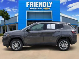 Jeep Compass 2023 4x4 Latitude Lux 4dr SUV