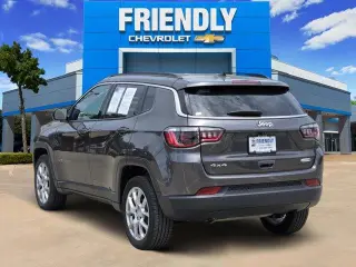 Jeep Compass 2023 4x4 Latitude Lux 4dr SUV