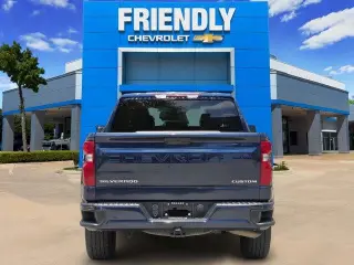 Chevrolet Silverado 1500 2023 4x2 Custom 4dr Crew Cab 5.8 ft. SB