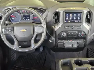 Chevrolet Silverado 1500 2023 4x2 Custom 4dr Crew Cab 5.8 ft. SB