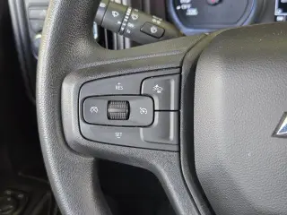 Chevrolet Silverado 1500 2023 4x2 Custom 4dr Crew Cab 5.8 ft. SB