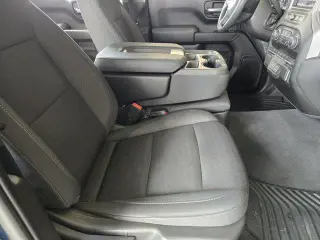 Chevrolet Silverado 1500 2023 4x2 Custom 4dr Crew Cab 5.8 ft. SB
