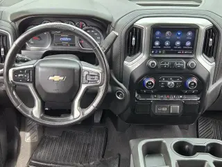 Chevrolet Silverado 1500 2021 4x4 LT 4dr Crew Cab 5.8 ft. SB w/1LT