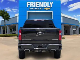 Chevrolet Silverado 1500 2021 4x4 Custom Trail Boss 4dr Crew Cab 5.8 ft. SB